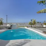 Oasis Samuel Garachico